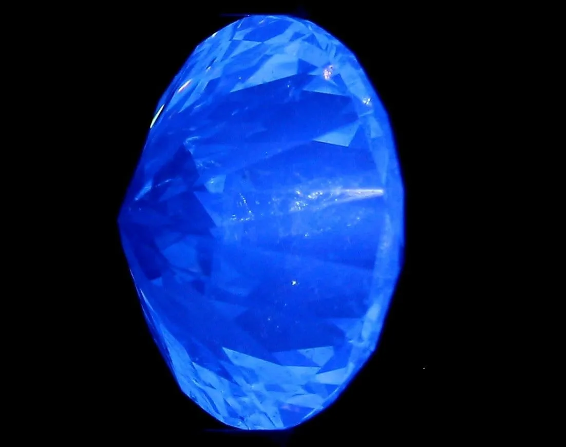0.80 Carat K I1 Round Diamond
