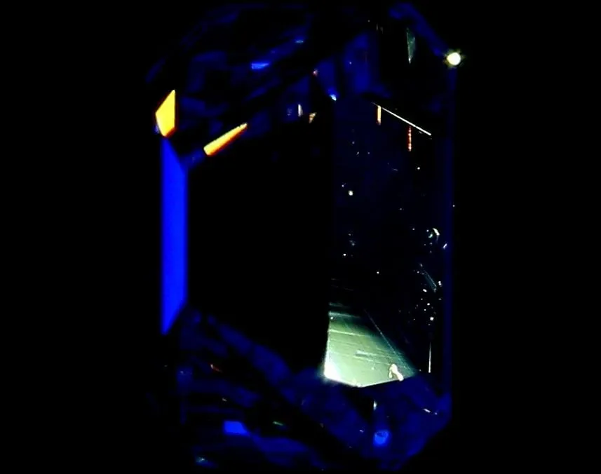 0.90 Carat F SI1 Emerald Diamond