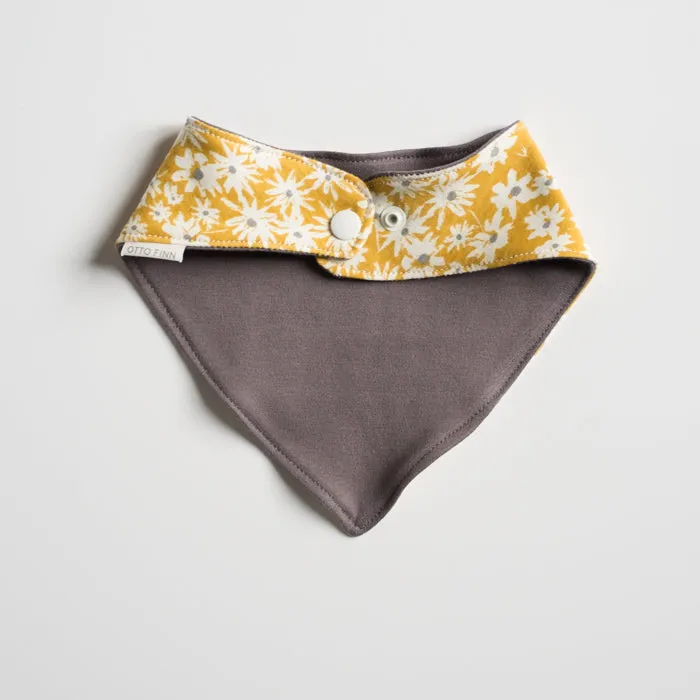 Bandana Bib (Yellow Daisy)