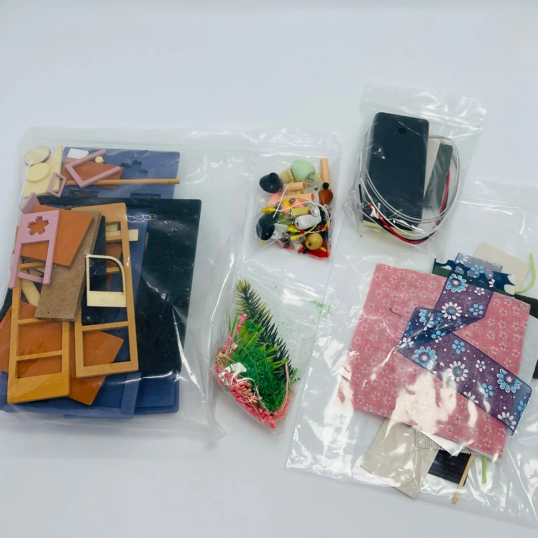 DIY 3D Japanese Miniature Sushi House With LED Light Dollhouse Kit