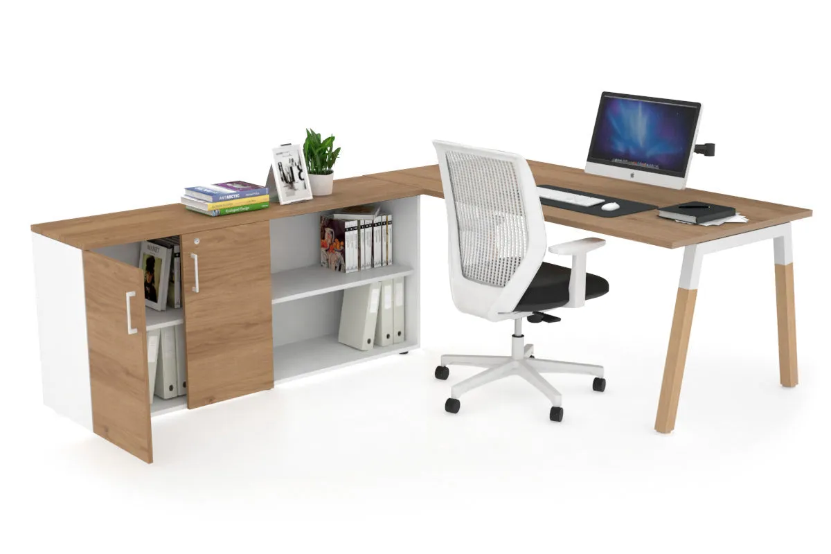 Quadro A Legs Executive Setting - Wood Legs White Cross Beam [1600L x 700W]