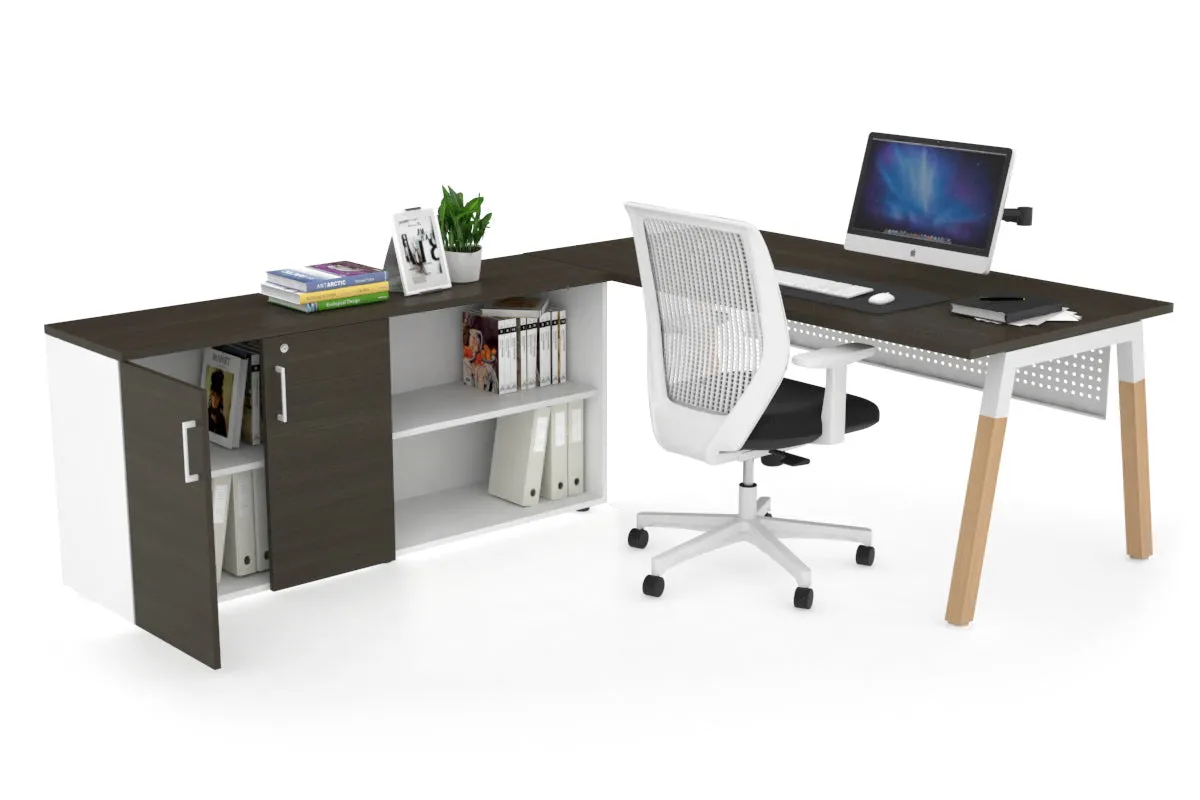 Quadro A Legs Executive Setting - Wood Legs White Cross Beam [1600L x 700W]