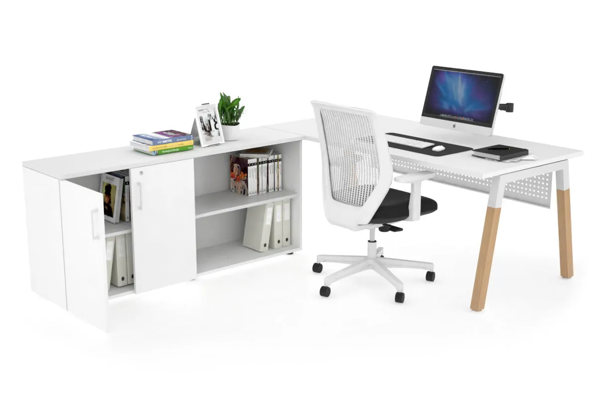 Quadro A Legs Executive Setting - Wood Legs White Cross Beam [1600L x 700W]