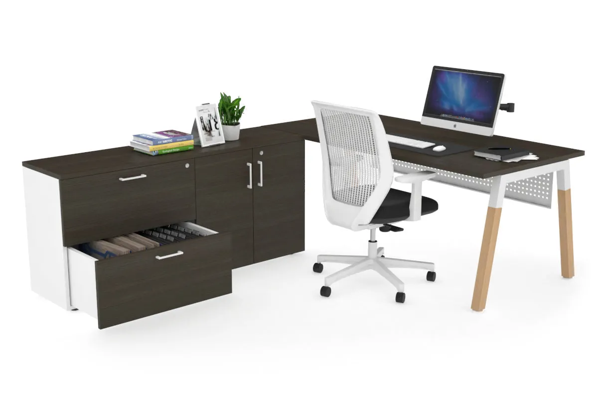 Quadro A Legs Executive Setting - Wood Legs White Cross Beam [1600L x 700W]