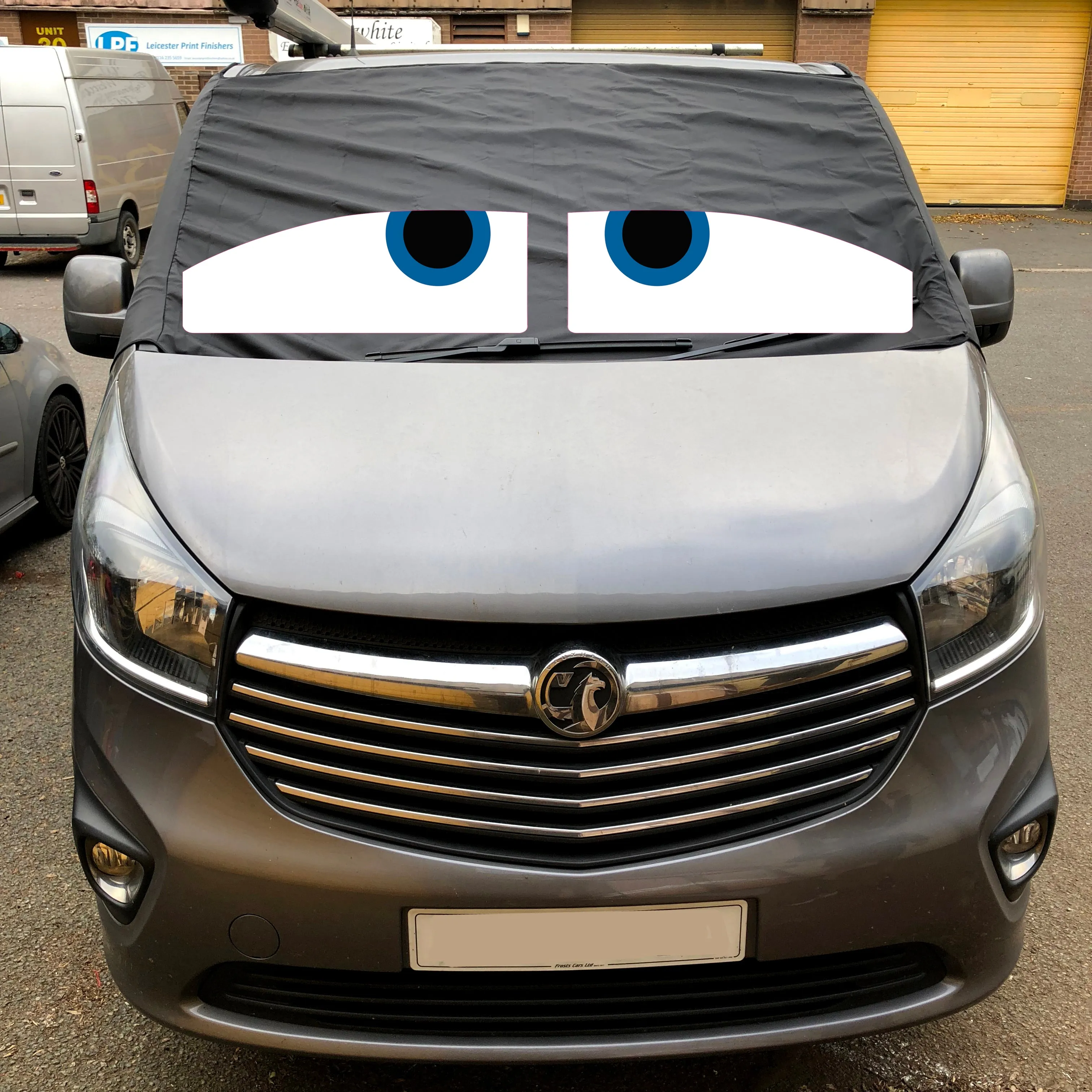 Vivaro, Trafic, Talento, NV300 2015  Screen Cover - Danny Eyes